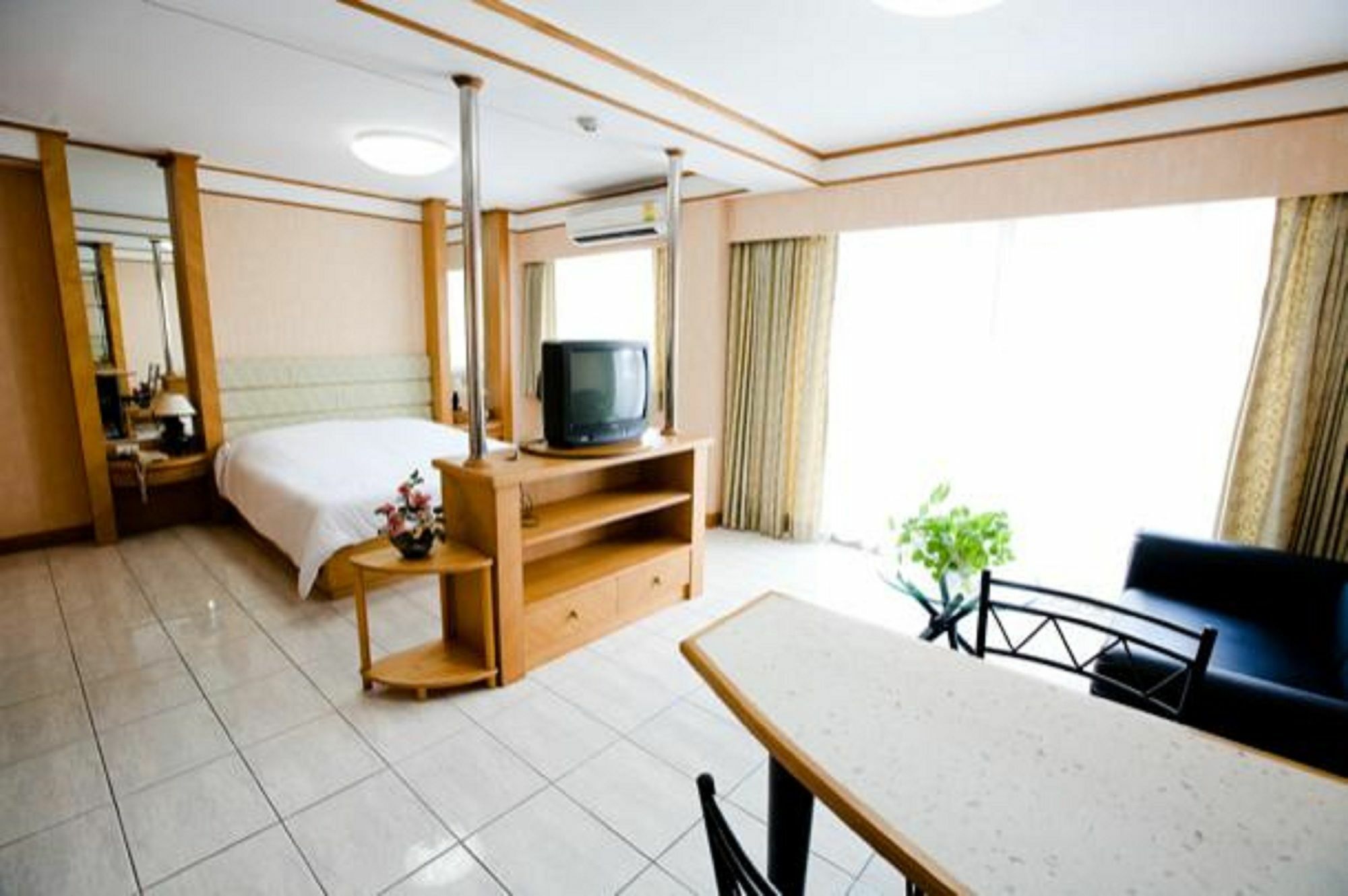 Roseate Ratchada Apart otel Bangkok Dış mekan fotoğraf