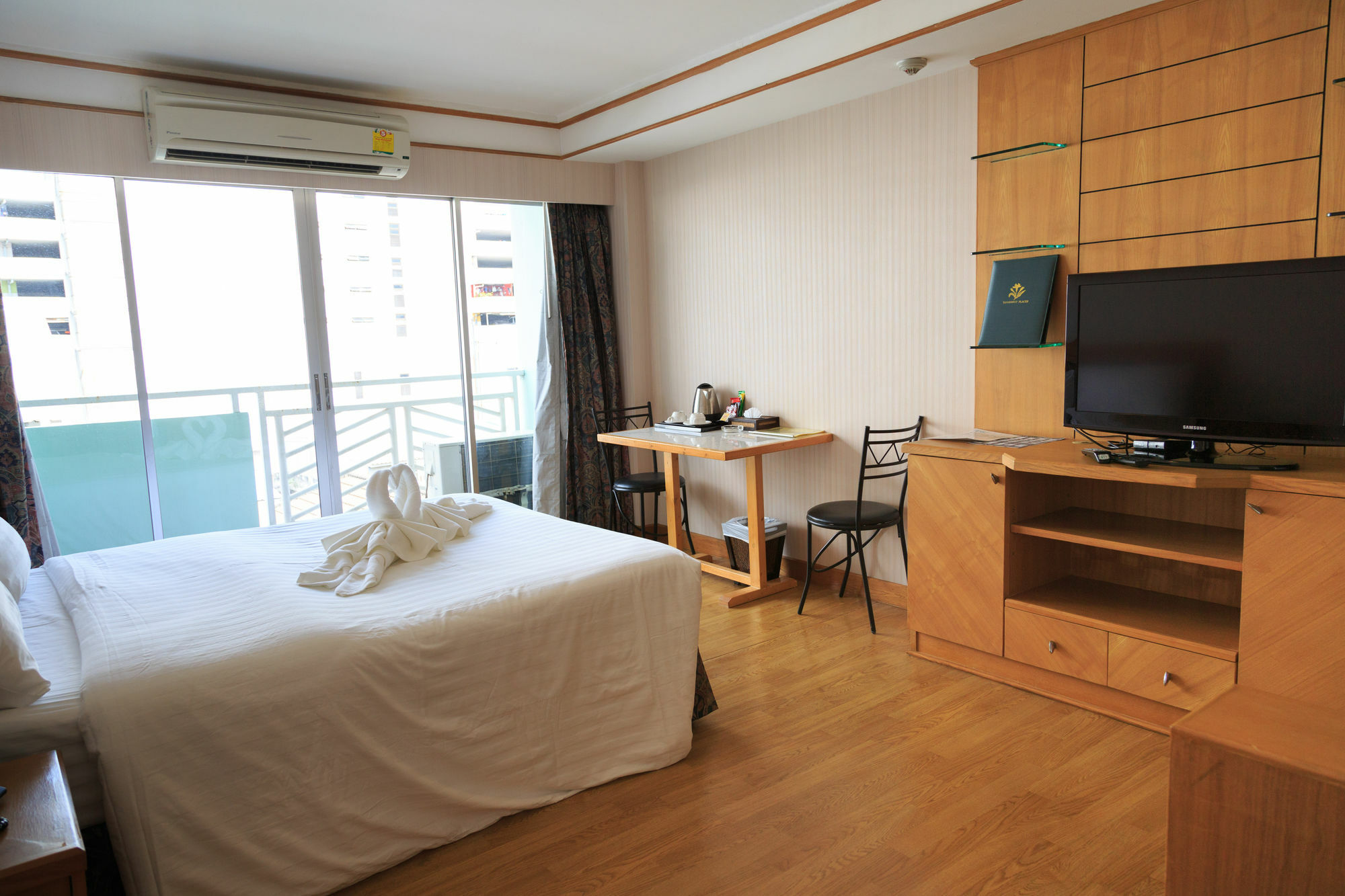 Roseate Ratchada Apart otel Bangkok Dış mekan fotoğraf